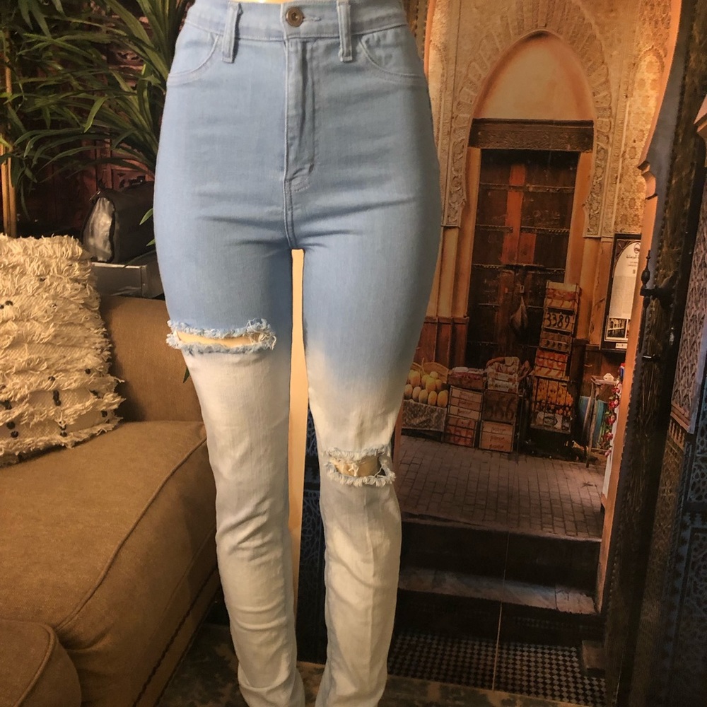 Fashion Nova high waisted ombré distressed jeans 9 - Picture 5 of 15